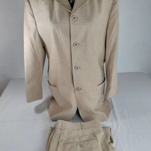 Pronti suit and pants for women